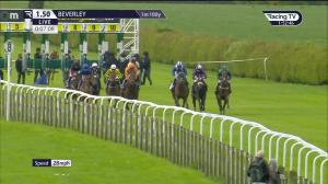 Video preview image for Beverley 13:50 - Anne and Dave's Ruby Wedding Anniversary Maiden Fillies' Stakes (5)