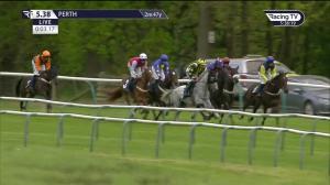 Video preview image for Perth 17:38 - Edinburgh Gin Mares' Handicap Hurdle (5)