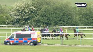 Video preview image for Tipperary 17:00 - Tipperary Town Maiden Hurdle 