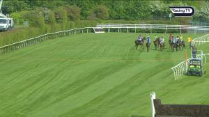 Video preview image for Aintree 17:20 - Visit racingtv.com Novices' Hurdle (4)