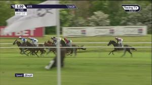 Video preview image for Ayr 17:00 - Absolut Vodka Handicap (4)