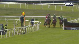 Video preview image for Huntingdon 16:25 - Racing TV Mares' Handicap Chase (5)
