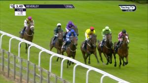 Video preview image for Beverley 15:40 - Skidby Restricted Maiden Stakes (5)