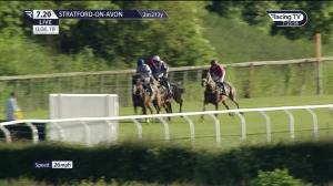 Video preview image for Stratford-on-Avon 19:20 - Knights Bullion Handicap Chase (3)