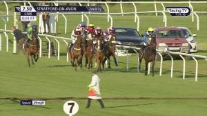 Video preview image for Stratford-on-Avon 19:50 - Mid-Warwickshire Cleaning Supplies Handicap Hurdle (5)
