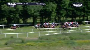 Video preview image for Gowran Park 16:07 - Irish Stallion Farms EBF Median Auction Maiden 