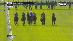 Video preview image for Sandown Park 16:25 - Watch RacingTV Free For 31 Days Handicap (5)