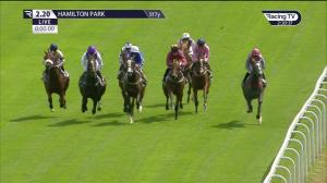 Video preview image for Hamilton Park 14:20 - Book Our On-Site Hotel EBF Restricted Novice Stakes (Qualifier) (4)