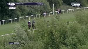 Video preview image for Pontefract 16:15 - Sky Bet Sunday Series Handicap (4)