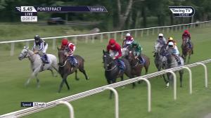 Video preview image for Pontefract 17:45 - Sky Bet Sunday Series Middle-Distance Handicap (3)