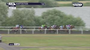 Video preview image for KEMPTON PARK 19:50 - Unibet Support Safe Gambling Handicap (Qualifier) (4) (Div 2)