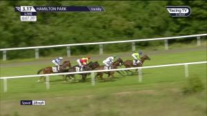 Video preview image for Hamilton Park 15:17 - Aspire Cleaning Company Almada Mile Handicap (2)