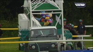 Video preview image for Ayr 17:25 - Afternoon Tea At Western House Hotel Handicap (6)