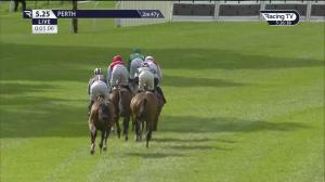 Video preview image for Perth 17:25 - Careers In Racing Step On Track Conditional Jockeys' Handicap Hurdle (5)