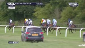 Video preview image for Stratford-on-Avon 16:52 - Grace & Dotty Open National Hunt Flat (4)