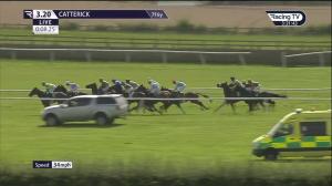 Video preview image for Catterick Bridge 15:20 - Sky Bet Extra Places Every Day Handicap (6)