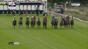 Video preview image for York 17:45 - Sky Bet Extra Places Every Day Handicap (4)