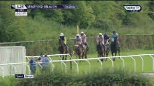 Video preview image for Stratford-on-Avon 17:25 - interbet.com Handicap Hurdle (3)