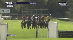 Video preview image for Perth 15:55 - Bet In-Running On Racing At BetVictor Handicap Hurdle (5)
