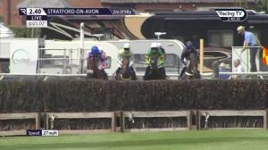 Video preview image for Stratford-on-Avon 14:40 - Brian and Sheila Vaughan Memorial Handicap Chase (2)