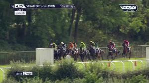 Video preview image for Stratford-on-Avon 16:25 - Walls & Ceilings International Ltd Handicap Chase (5)