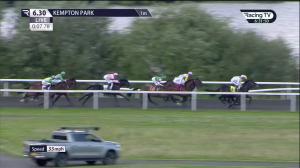 Video preview image for KEMPTON PARK 18:30 - Unibet/British Stallion Studs EBF Restricted Novice Stakes (Qualifier) (5) (Div 2)
