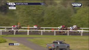 Video preview image for KEMPTON PARK 17:10 - Unibet Support Safe Gambling Handicap (Qualifier) (6) (Div 1)