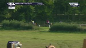 Video preview image for Stratford-on-Avon 17:20 - Andy Townsend Memorial Open National Hunt Flat (5)