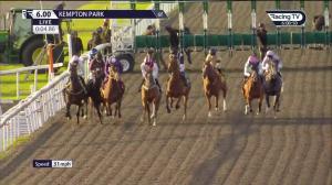 Video preview image for KEMPTON PARK 18:00 - Unibet Support Safe Gambling Novice Stakes (5)