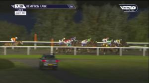 Video preview image for Kempton Park 19:30 - Unibet More Boosts In More Races Handicap (5) (Div 1)