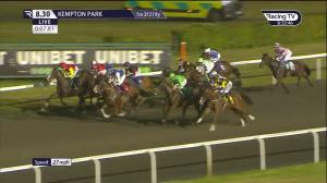 Video preview image for Kempton Park 20:30 - Bet @racingtv.com Handicap (6)