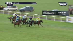 Video preview image for Listowel 15:50 - Ballygary Estate Hotel & Spa Mares Novice Chase