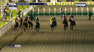 Video preview image for KEMPTON PARK 20:15 - Unibet Horserace Betting-Operator Of The Year Handicap (6)