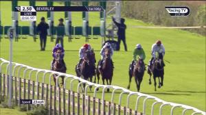Video preview image for Beverley 14:50 - George Kilburn Memorial EBF Fillies' Restricted Novice Stakes (5)