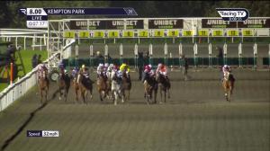 Video preview image for KEMPTON PARK 20:00 - Unibet Support Safe Gambling Handicap (6)