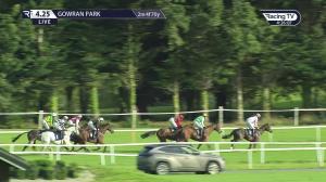 Video preview image for Gowran Park 16:25 - Golf Societies @ Gowran Park Handicap Hurdle