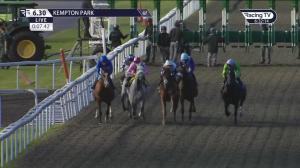 Video preview image for KEMPTON PARK 18:30 - ebfstallions.com Conditions Stakes (Qualifier) (2)