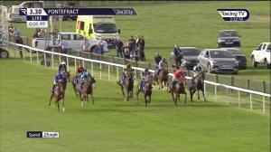 Video preview image for Pontefract 15:30 - RacingTV HD Bluff Cove Handicap (Round 6) (5)