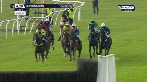 Video preview image for Huntingdon 16:20 - Mayor Of Huntingdon Charity Race Novices' Handicap Chase (5)