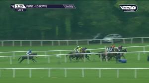 Video preview image for Punchestown 14:25 - Get A Run For Your Money With BetVictor Mares Handicap Hurdle