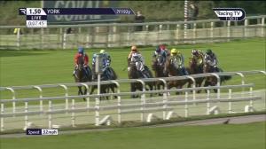 Video preview image for York 13:50 - Play Coral "Racing-super-series" For Free Nursery Handicap (2)