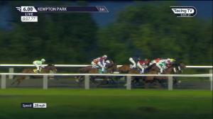 Video preview image for KEMPTON PARK 18:00 - Unibet Support Safe Gambling Handicap (6) (Div 1)