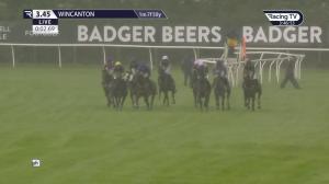 Video preview image for Wincanton 15:45 - Lester Aldridge Handicap Hurdle (4)
