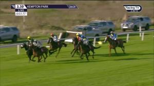 Video preview image for KEMPTON PARK 15:30 - TrustATrader For Tradespeople You Can Trust Handicap Chase (3)