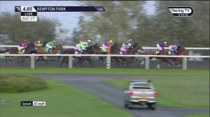 Video preview image for KEMPTON PARK 16:05 - Unibet/British Stallion Studs EBF Fillies' Restricted Novice Stakes (5)