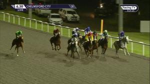 Video preview image for Chelmsford City 18:30 - Buy Chelmsford City Racecourse Membership Now Nursery Handicap (6)