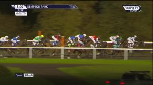 Video preview image for KEMPTON PARK 17:00 - Unibet Horserace Betting Operator Of The Year Restricted Maiden Stakes (5) (Div 2)