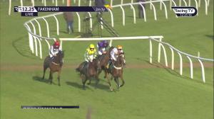 Video preview image for Fakenham 12:25 - Better Betting With Sky Bet Fillies' Juvenile Hurdle (4)