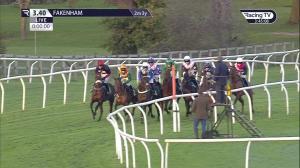 Video preview image for Fakenham 15:40 - Sky Bet Request A Bet Open National Hunt Flat (4)