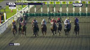 Video preview image for KEMPTON PARK 16:25 - Unibet Horserace Betting Operator Of The Year. Nursery Handicap (6)